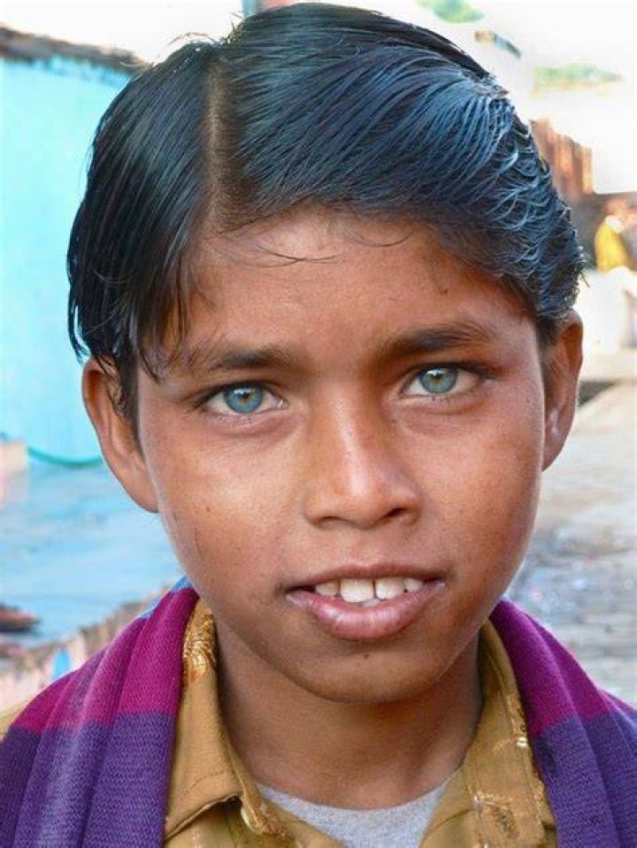 Can Indians have blue eyes?