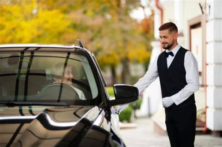 Can you tip valet with a card?