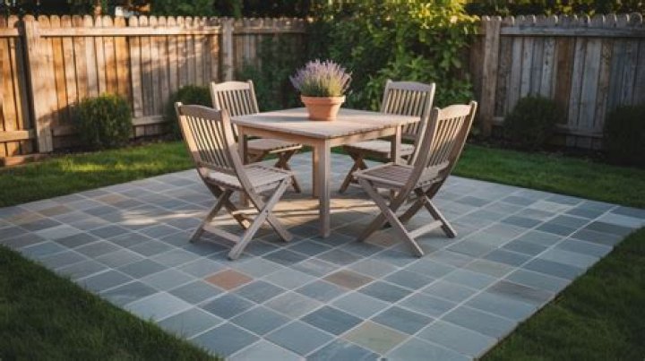 How much does it cost to pour a 12x12 patio?