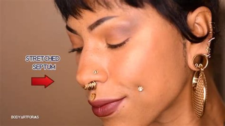 What nose shape looks good with a septum piercing?
